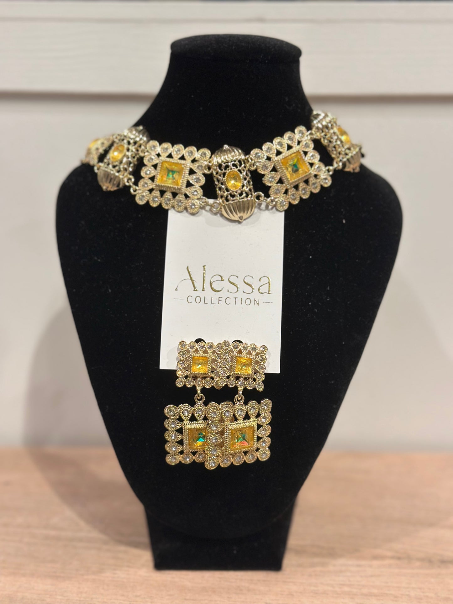 Parure Dalia jaune clair