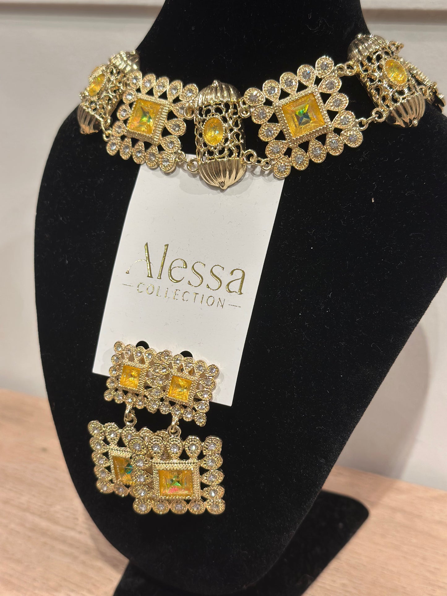Parure Dalia jaune clair