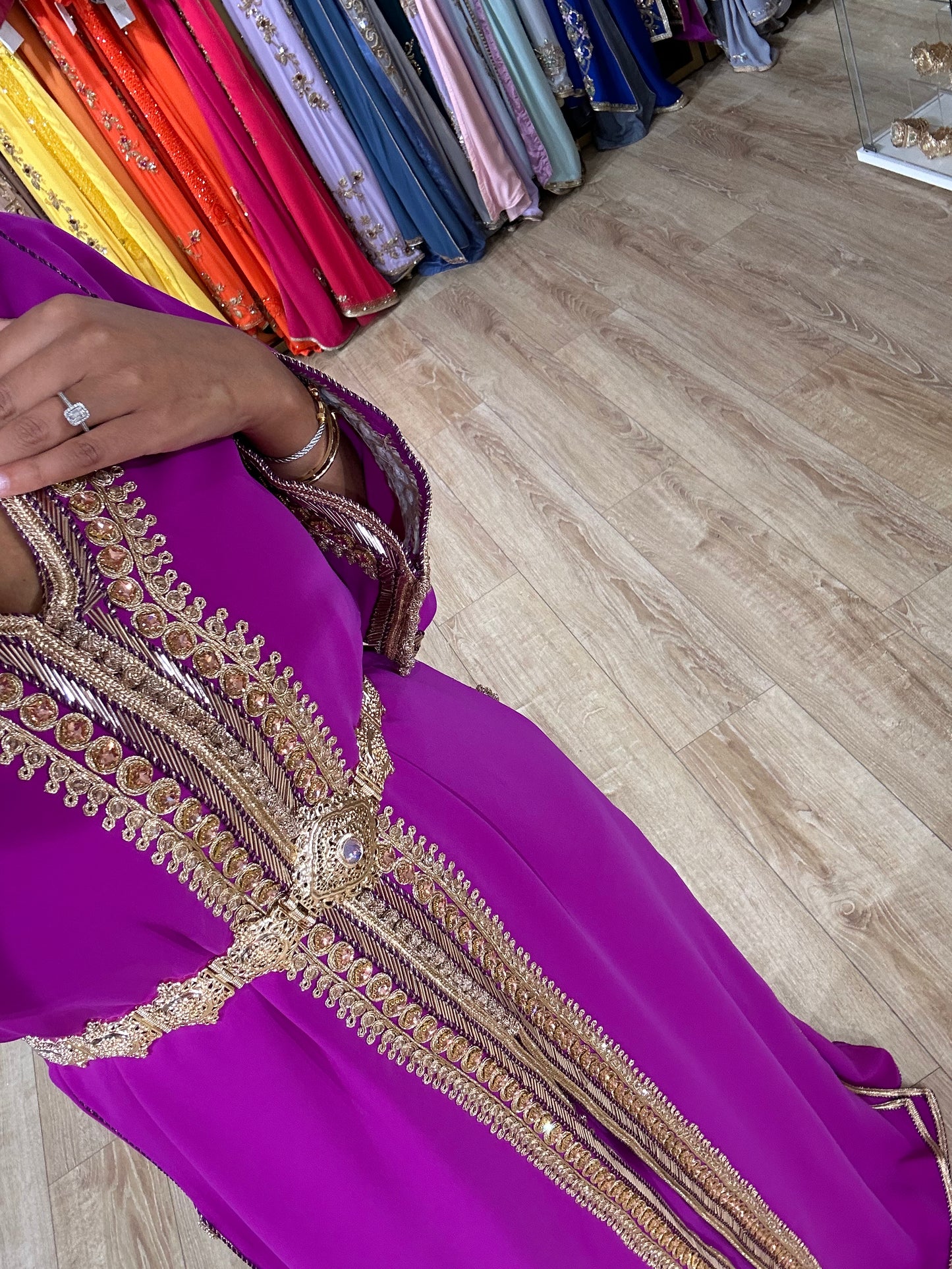 TAKCHITA HANIYA VIOLET FUSHIA