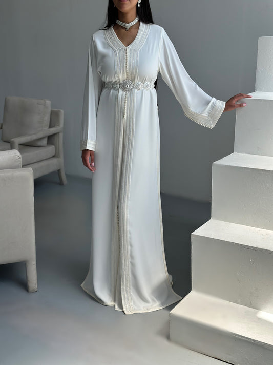 TAKCHITA LARAA IVOIRE