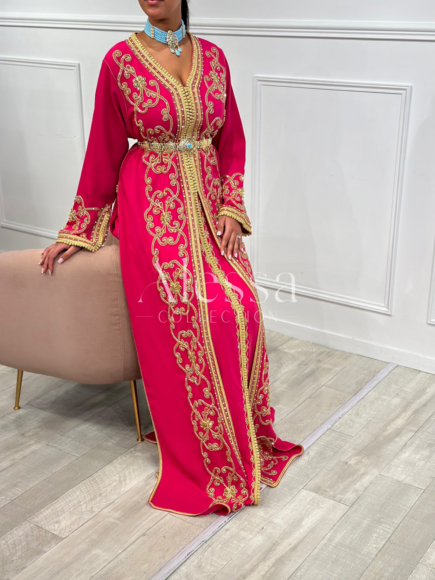 TAKCHITA INAYA FUSHIA